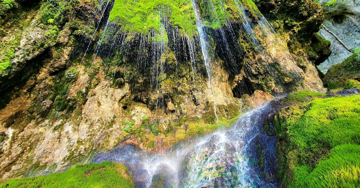 Cascadele de Travertin