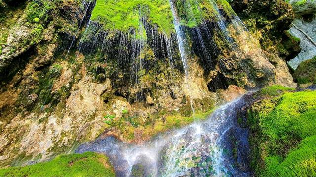 Cascadele de Travertin